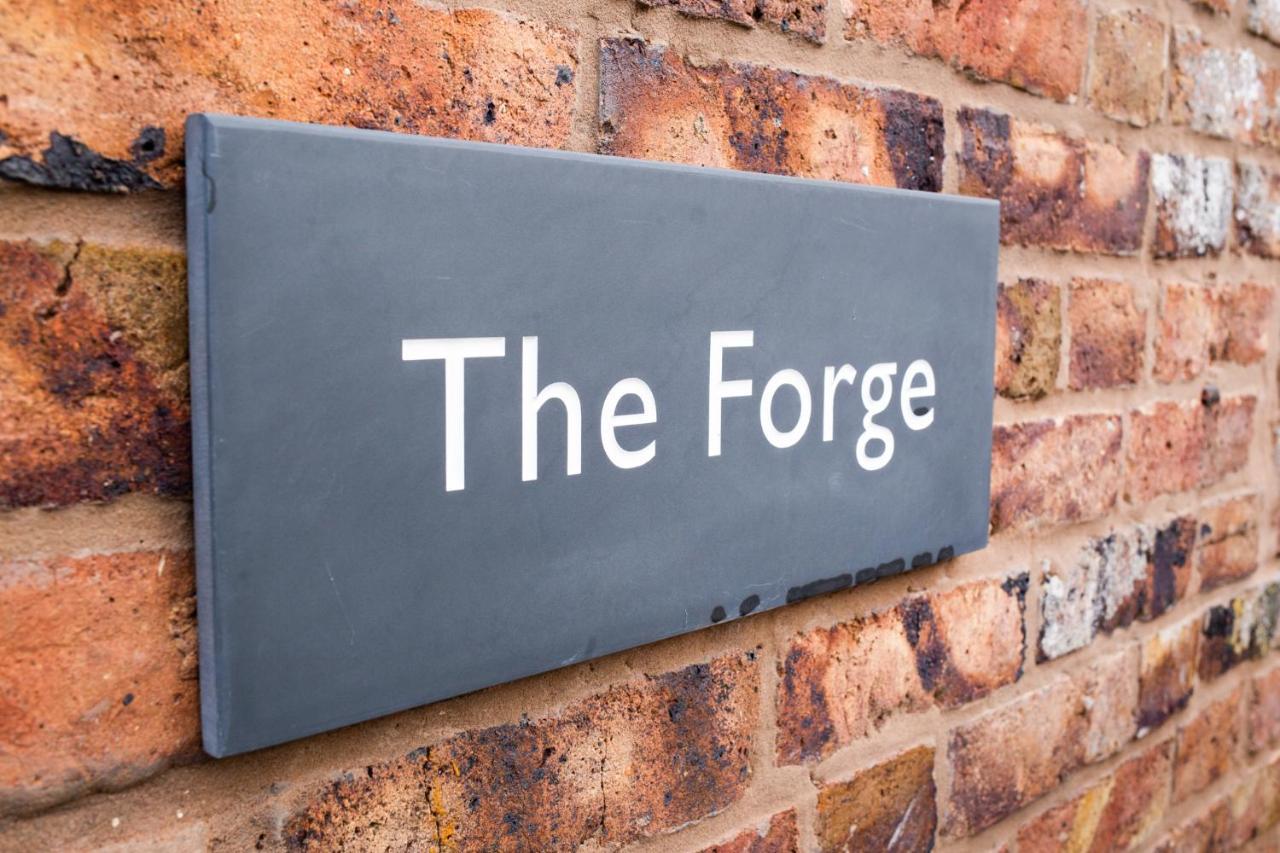 The Forge - Beautiful Contemporary Barn - Hot Tub Villa Bridgnorth Eksteriør billede